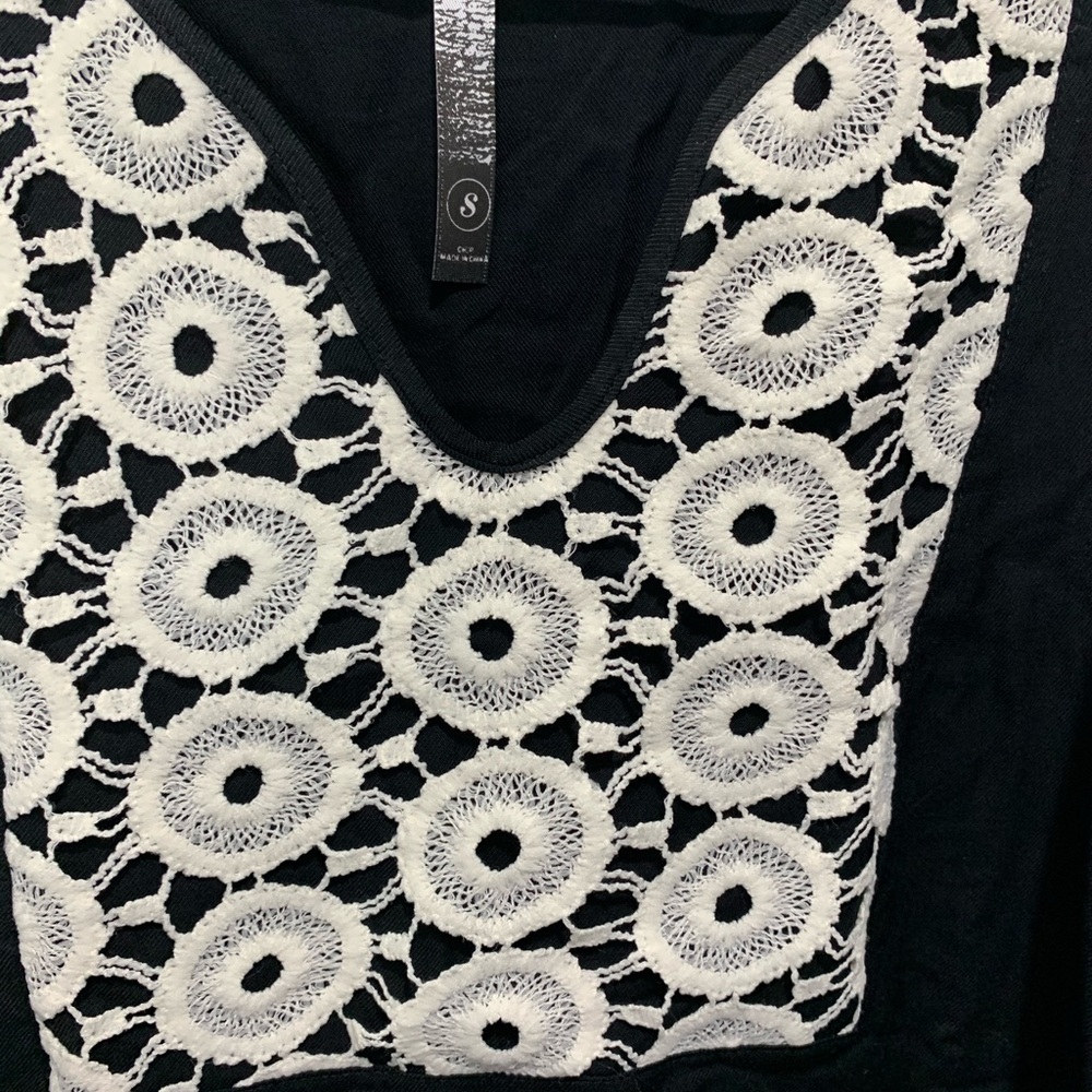 NWT Kensie Black Sleeveless Top Size Small - Picture 3 of 4